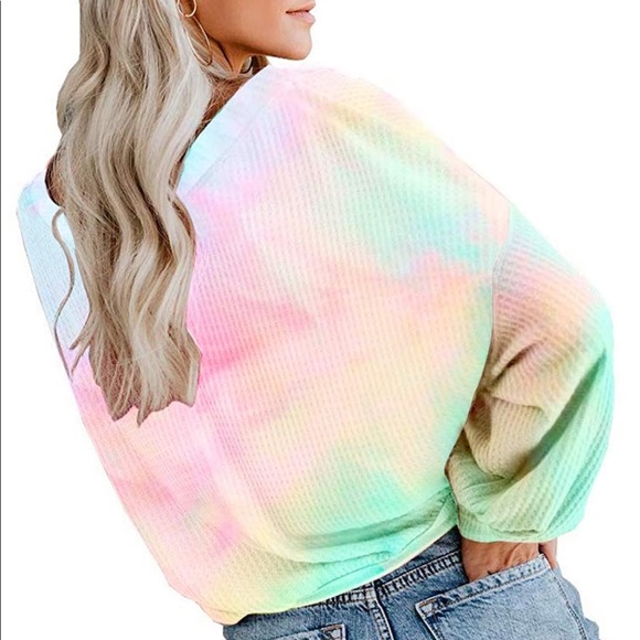 🎉HP🎉 Oversized V-neck Waffle Knit Sweater - Picture 2 of 3